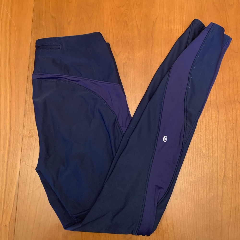 Navy Lululemon Winter leggings